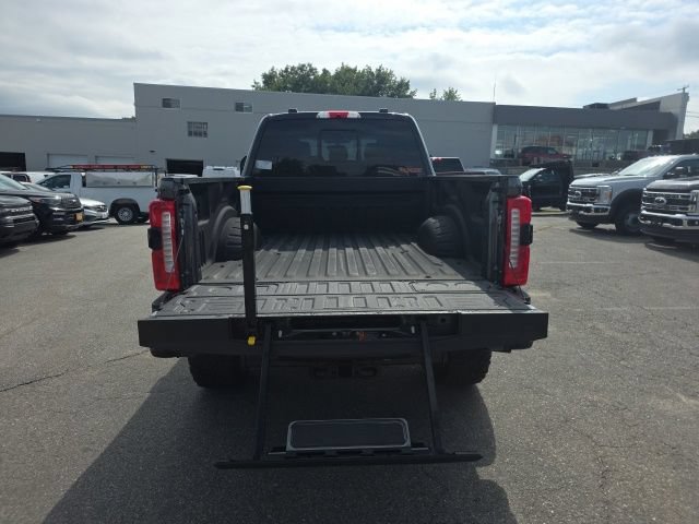 New 2026 Ford F250 Lariat w/ Black Appearance Package AWD/4WD image 6