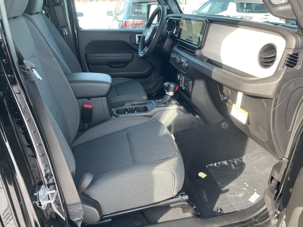 New 2026 Jeep Gladiator Sport image 11