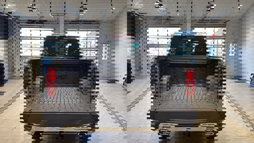 New 2026 GMC Sierra 1500 SLE image 16