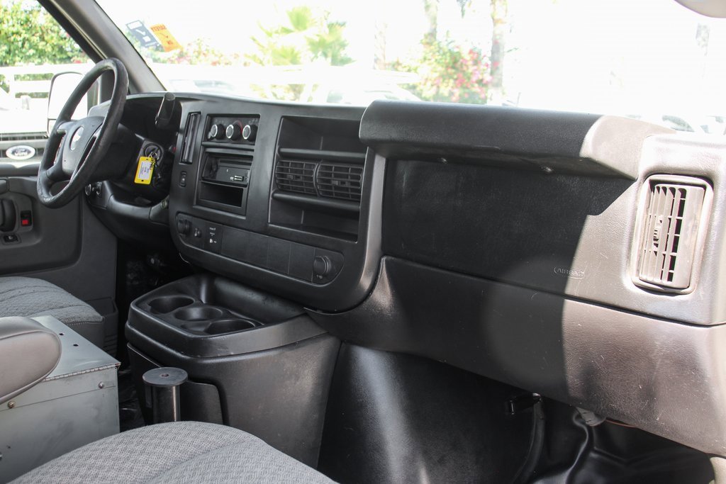 Used 2012 Chevrolet Express 2500 w/ Power Package image 30
