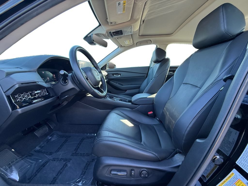 Used 2025 Honda Accord EX-L image 9