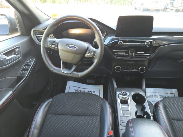 Used 2025 Ford Escape ST-Line AWD/4WD image 16