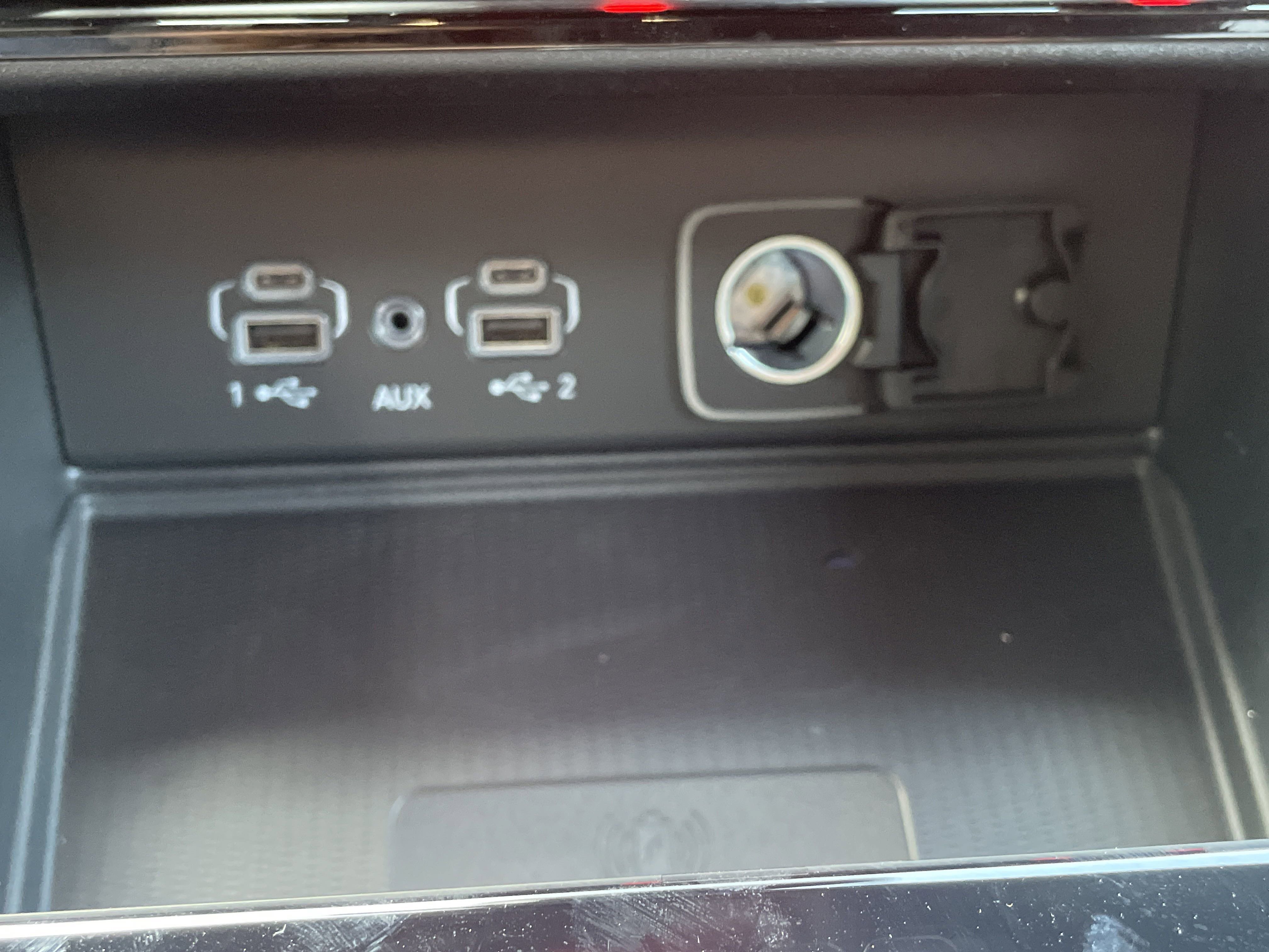 New 2025 Jeep Grand Cherokee Altitude image 50