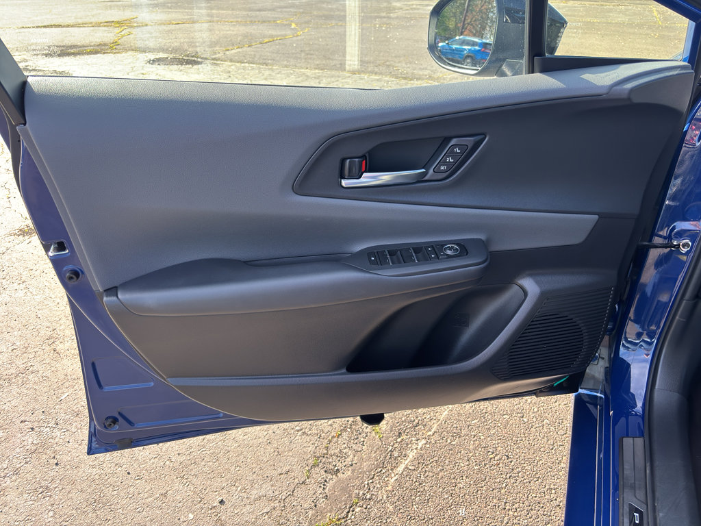 Used 2023 Toyota Prius Limited image 18