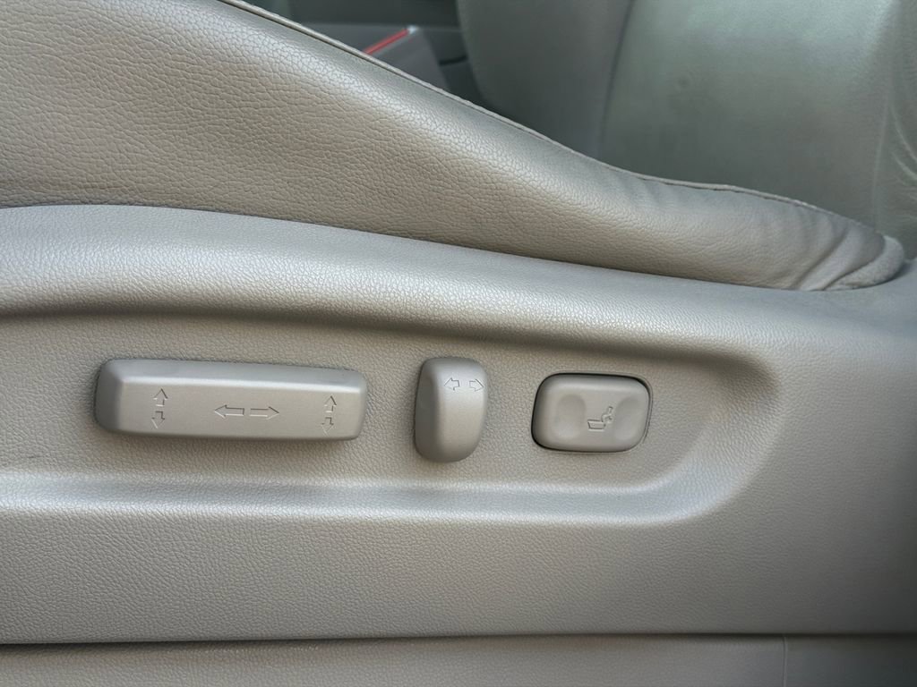 Used 2014 Honda Odyssey EX-L image 12