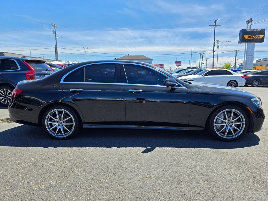 Used 2022 Mercedes-Benz E 350 Sedan w/ Driver Assistance Package image 5