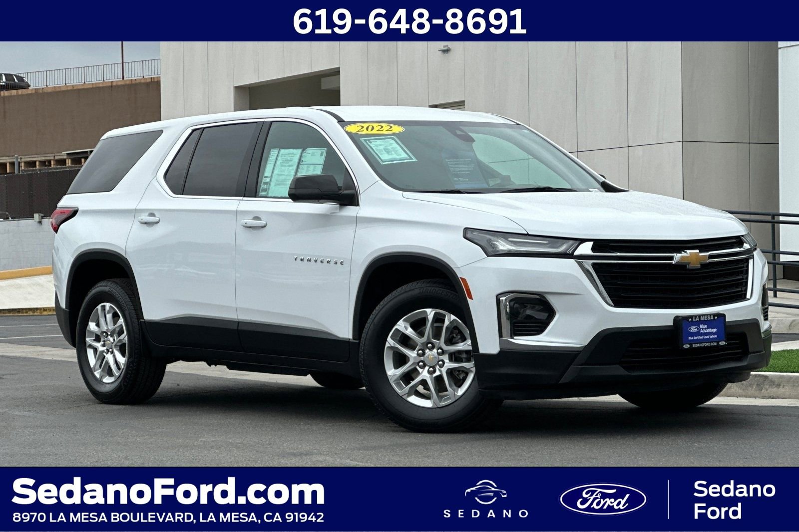 Used 2022 Chevrolet Traverse LS FWD image 1