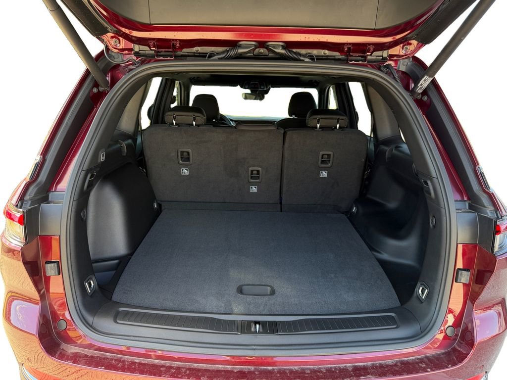 New 2025 Jeep Grand Cherokee Laredo X w/ Luxury Tech Group I image 21