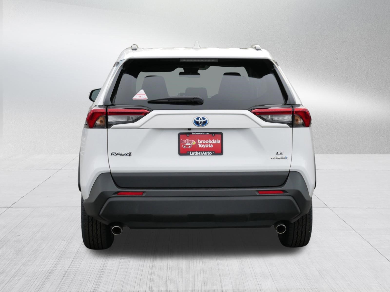 Certified 2024 Toyota RAV4 LE AWD/4WD image 6
