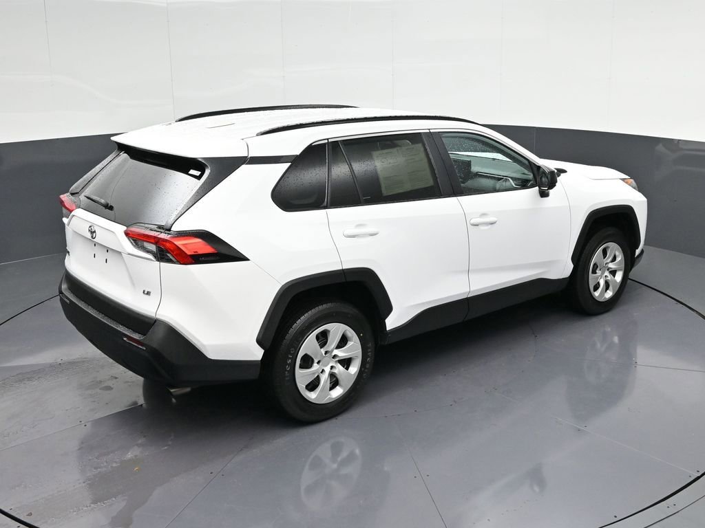 Used 2020 Toyota RAV4 LE FWD image 20