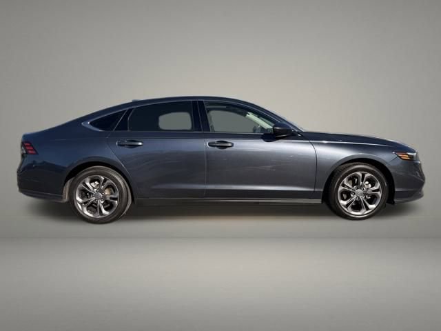Used 2023 Honda Accord EX image 6