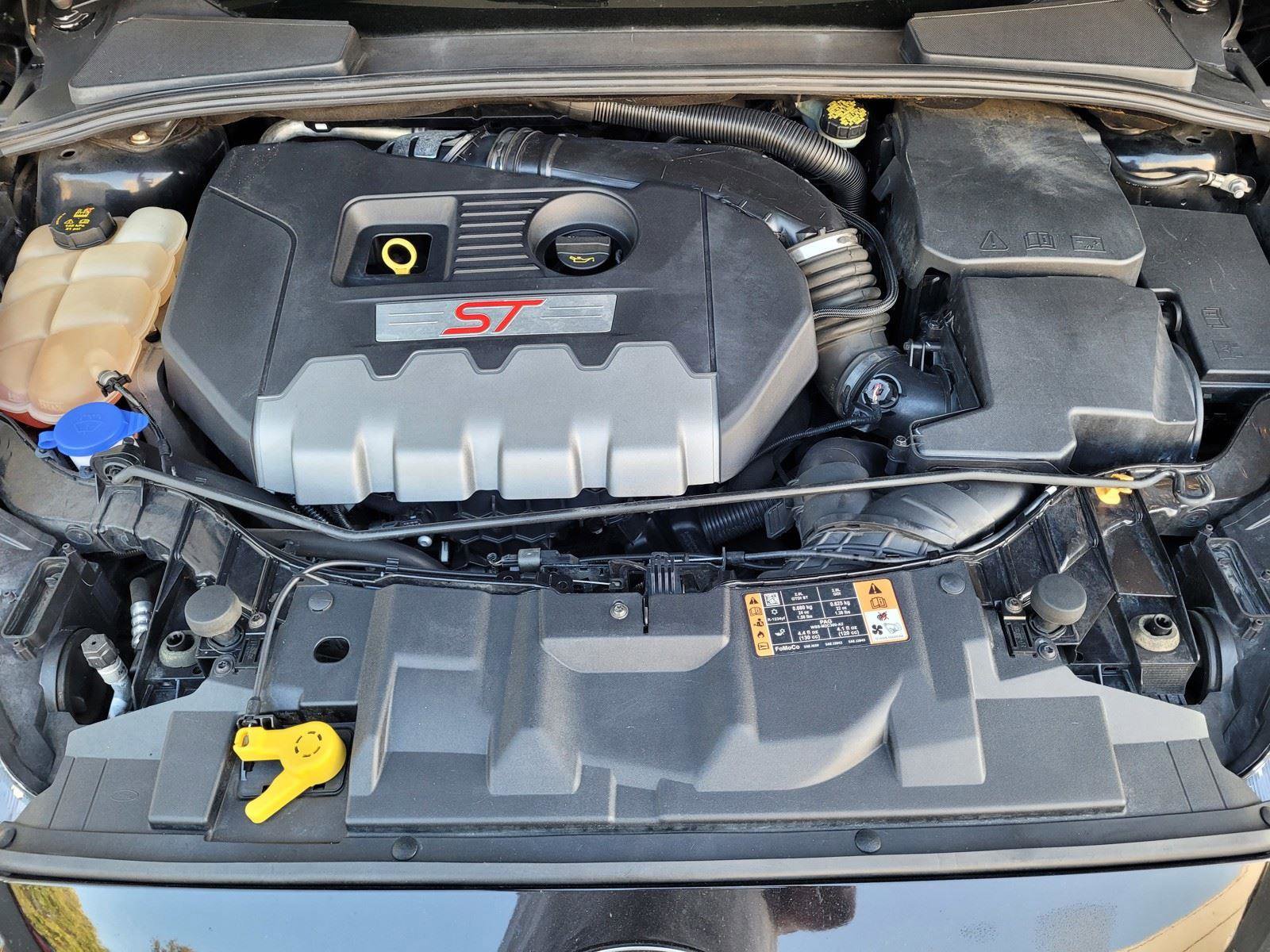 Used 2018 Ford Focus ST image 35