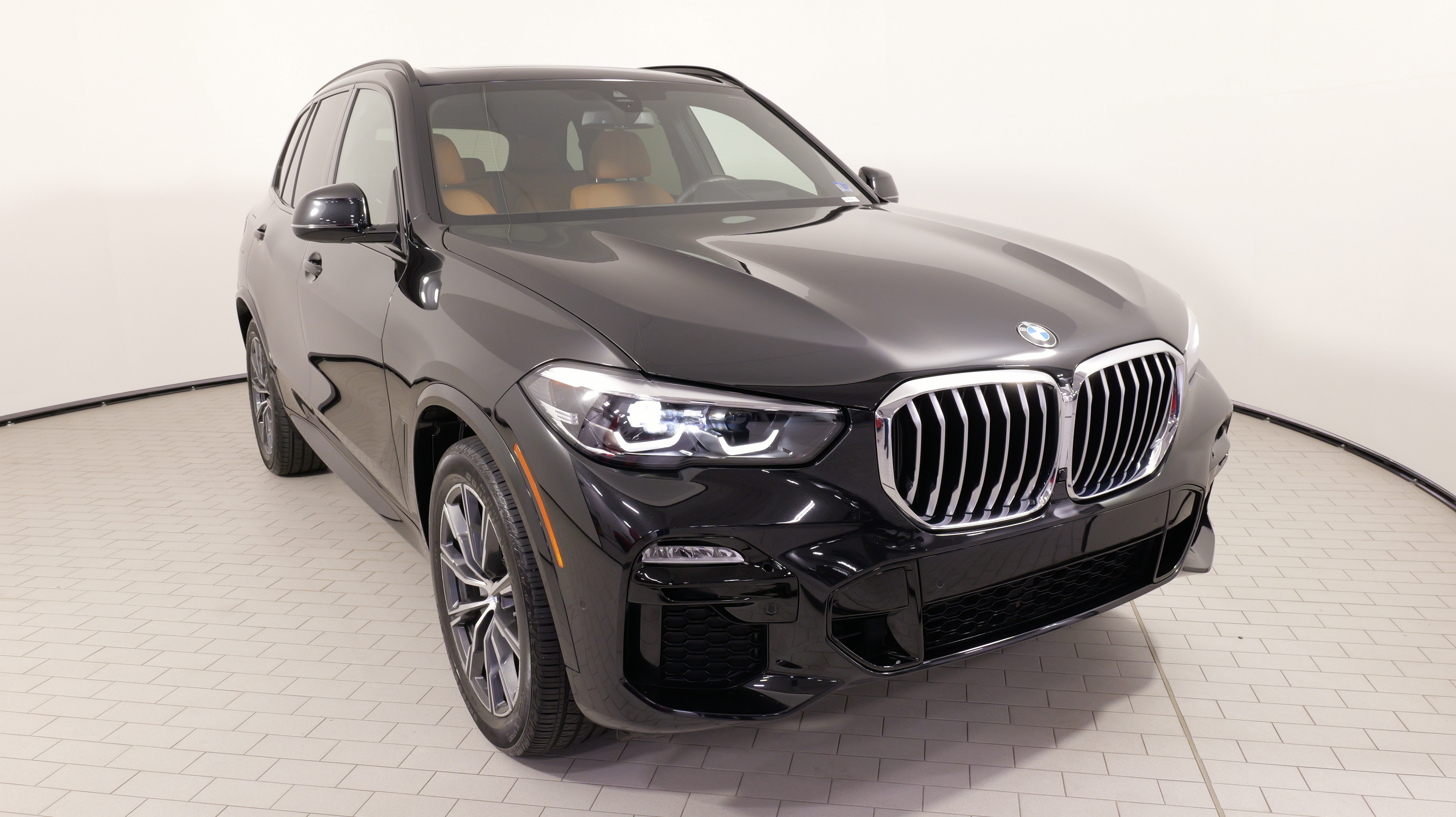 Used 2020 BMW X5 xDrive40i w/ M Sport Package AWD/4WD image 5