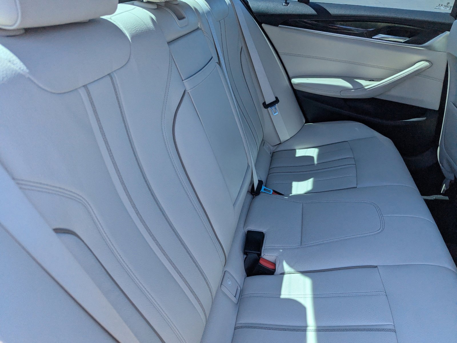 Used 2017 BMW 540i image 13