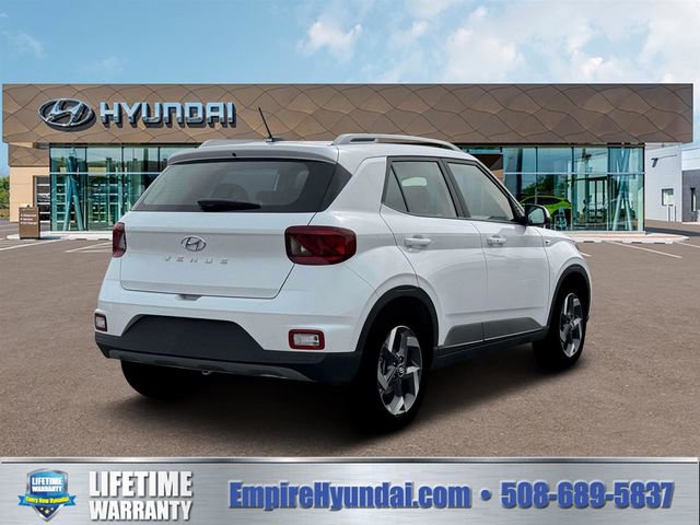 New 2026 Hyundai Venue SEL FWD image 7