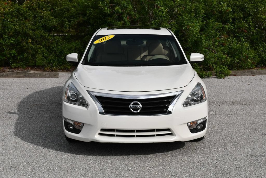 Used 2015 Nissan Altima 2.5 SL w/ Moonroof Package FWD image 36