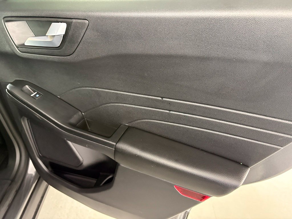 Used 2026 Ford Escape ST-Line w/ Tech Pack #1 FWD image 44