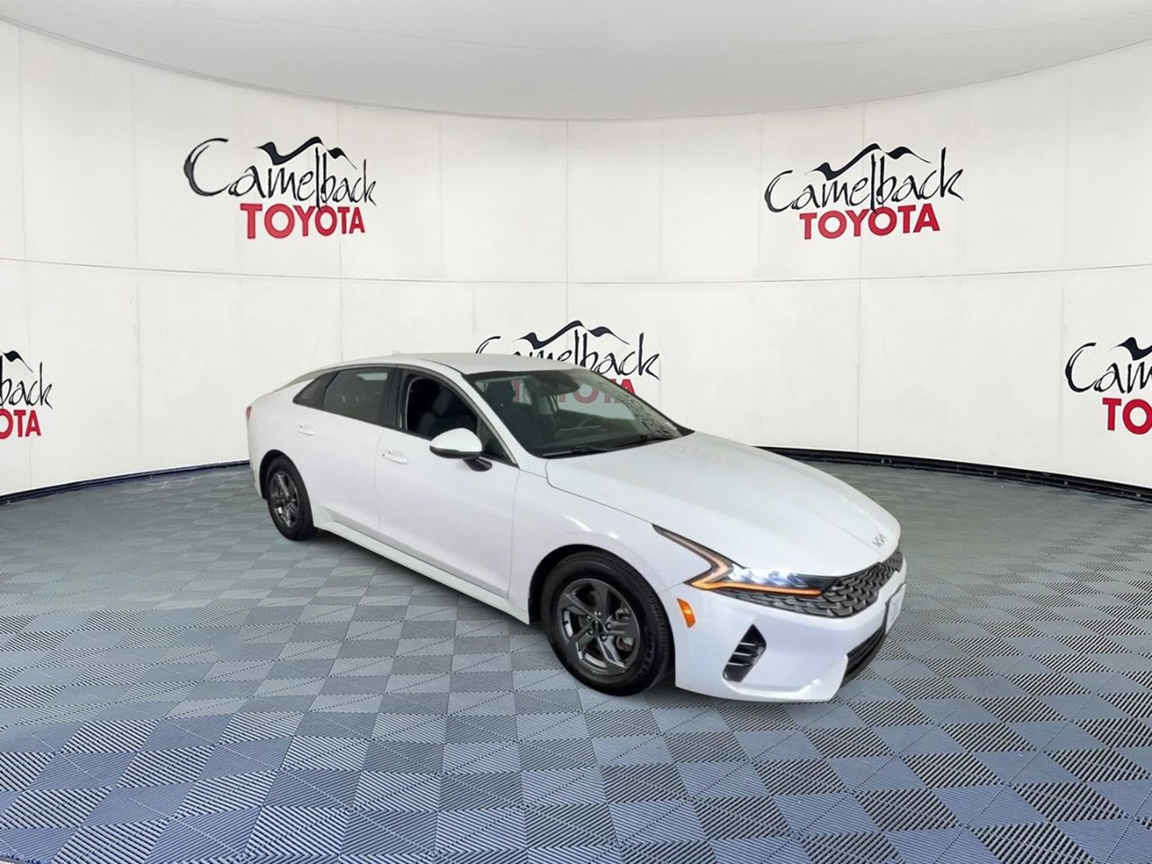 Used 2022 Kia K5 LXS FWD image 5