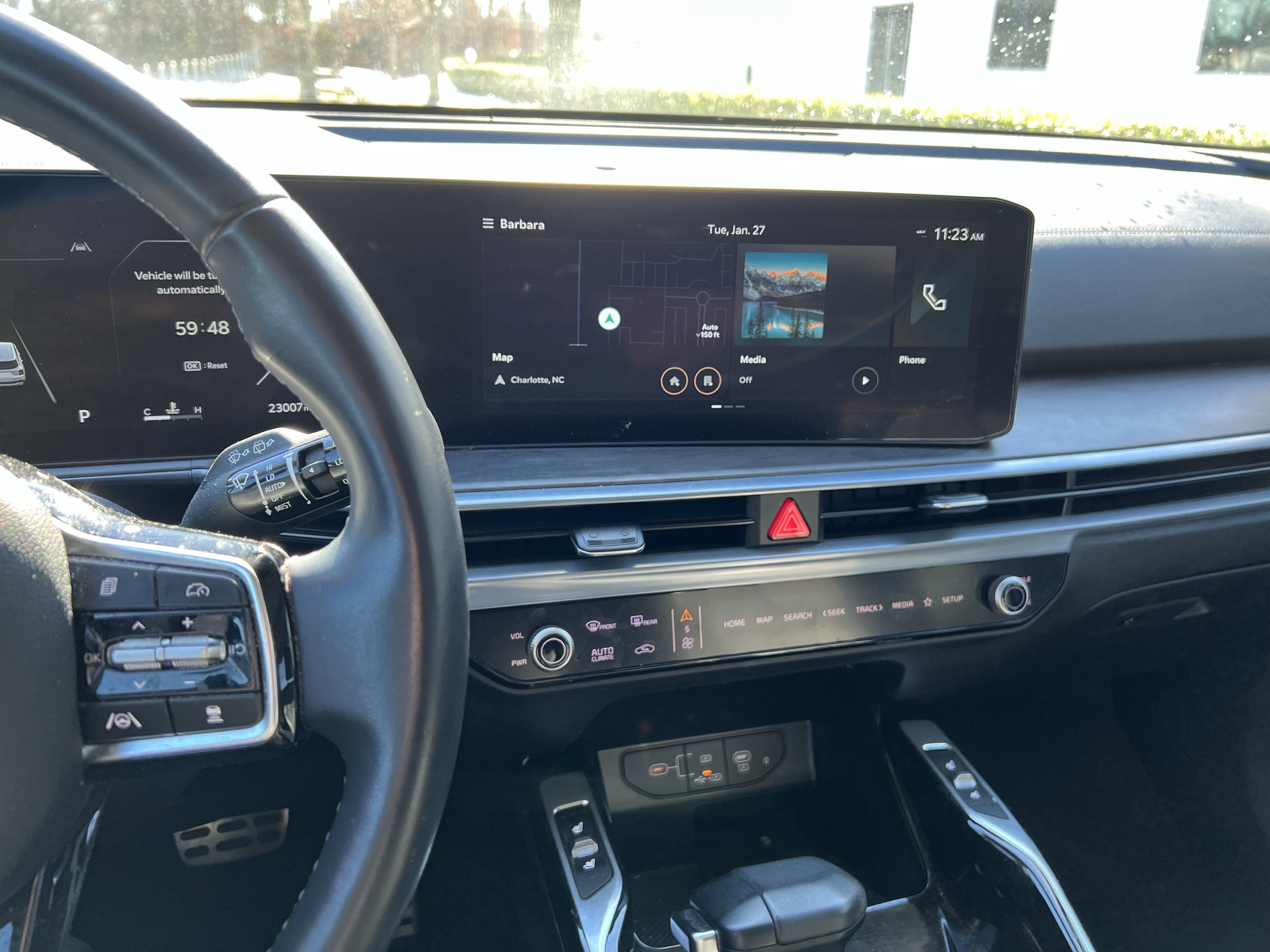 Used 2024 Kia Sorento SX image 31