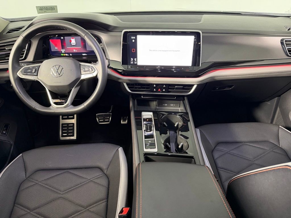 Used 2024 Volkswagen Atlas Peak Edition SE AWD/4WD image 11