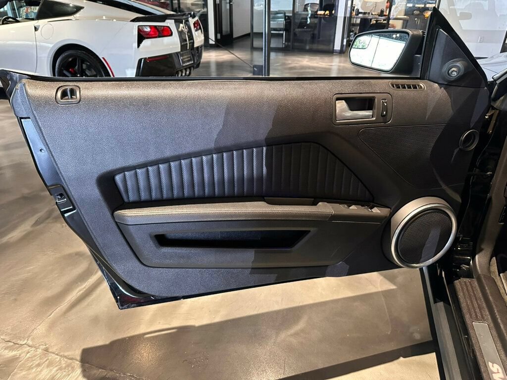 Used 2012 Ford Mustang Shelby GT500 w/ SVT Performance Pkg RWD image 18