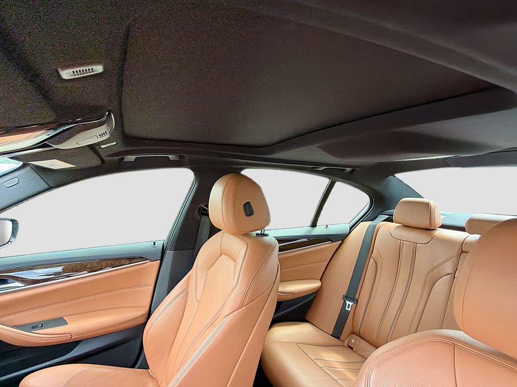 Used 2018 BMW 530e image 25