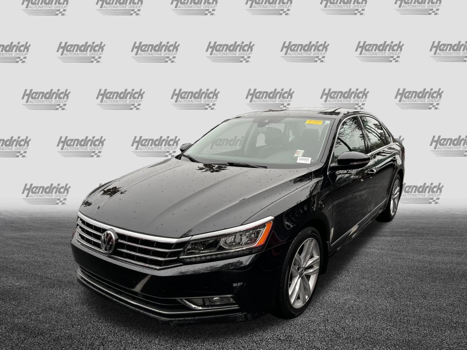 Used 2018 Volkswagen Passat 3.6 SEL Premium image 5