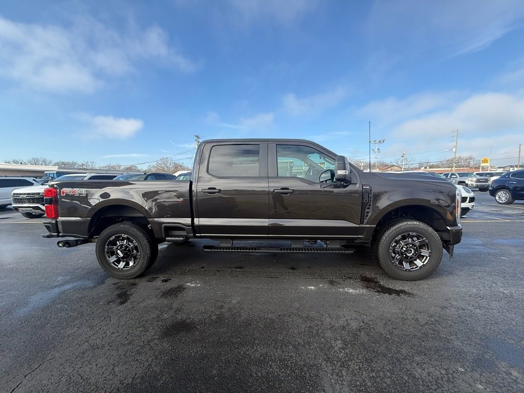 Used 2024 Ford F250 XL w/ STX Appearance Package image 2