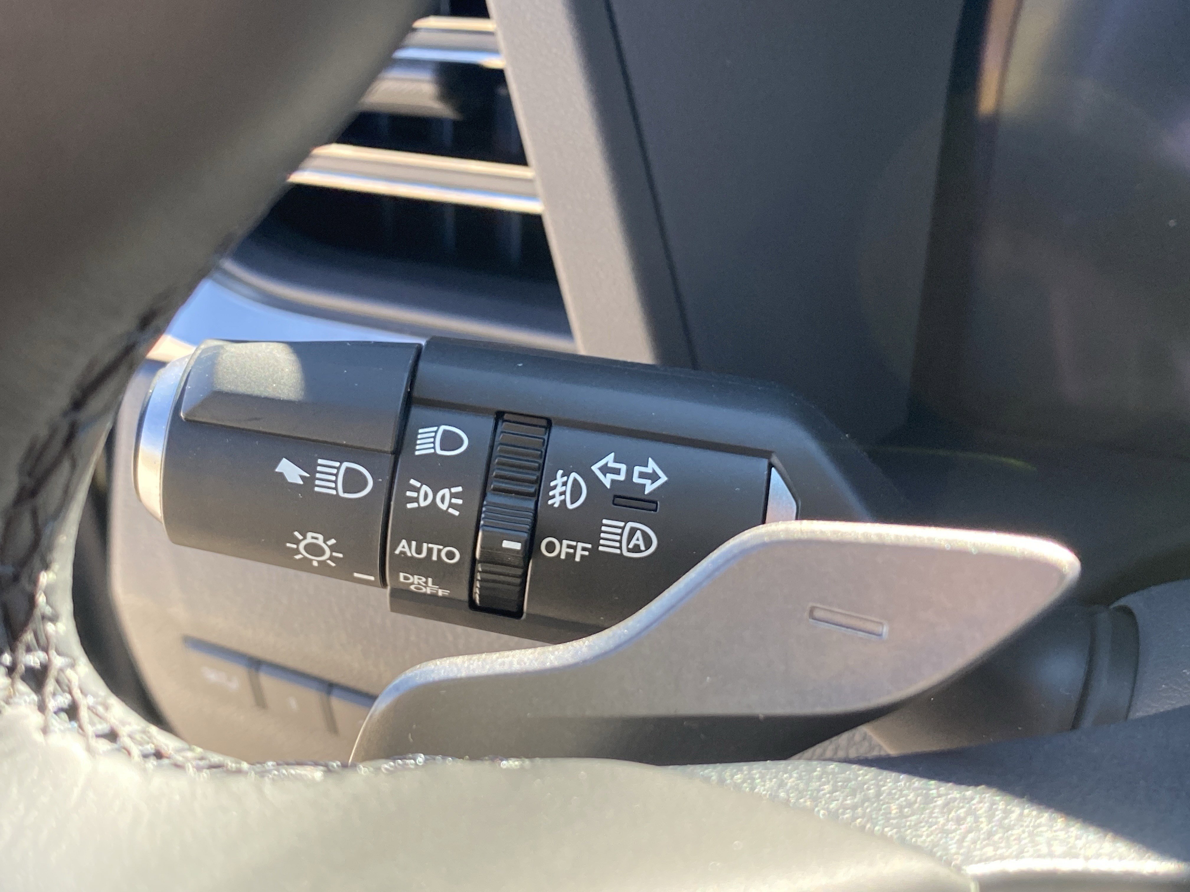 Used 2025 Lexus GX 550 w/ Accessory Package (2T) AWD/4WD image 33