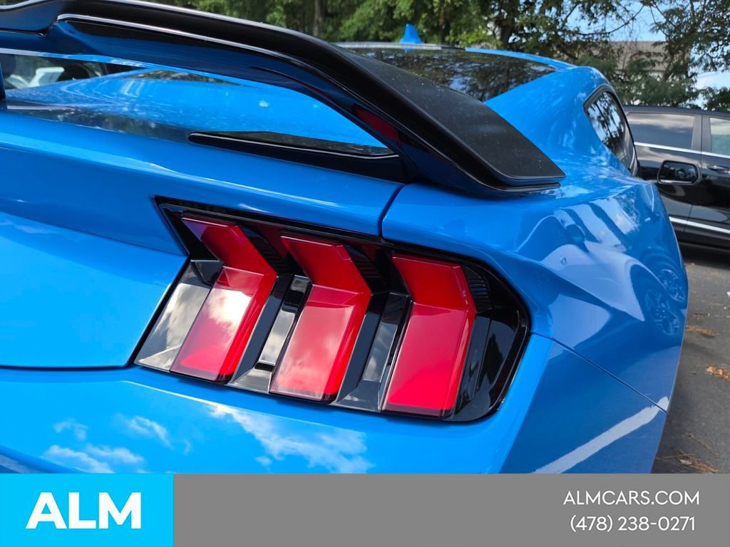 Used 2025 Ford Mustang Dark Horse RWD image 30