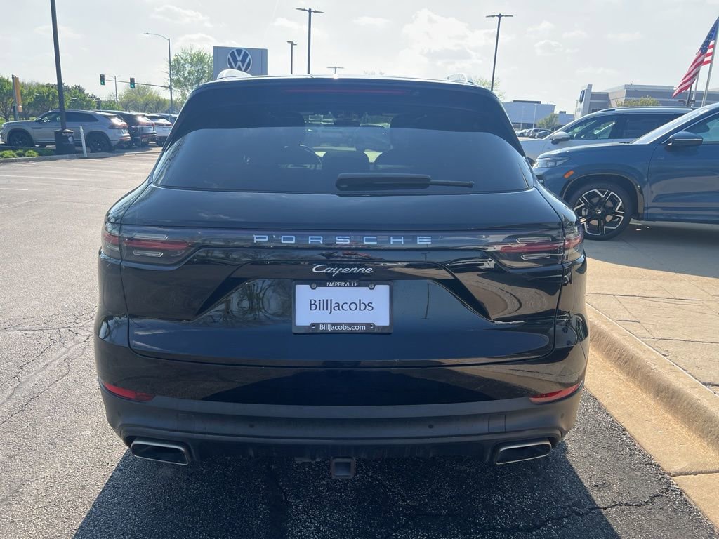 Used 2021 Porsche Cayenne AWD/4WD image 5