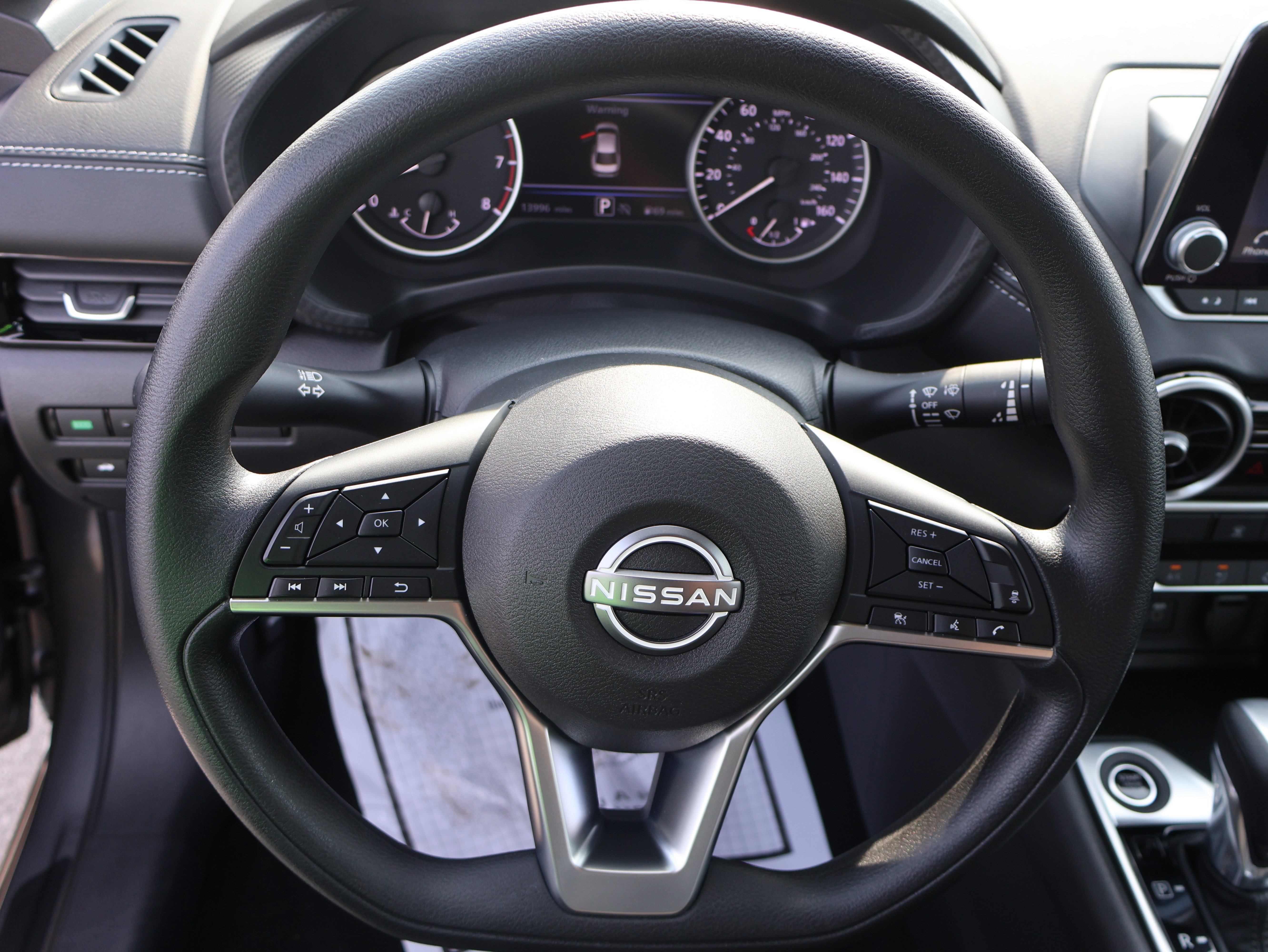 Used 2024 Nissan Sentra SV w/ Lighting Package image 34