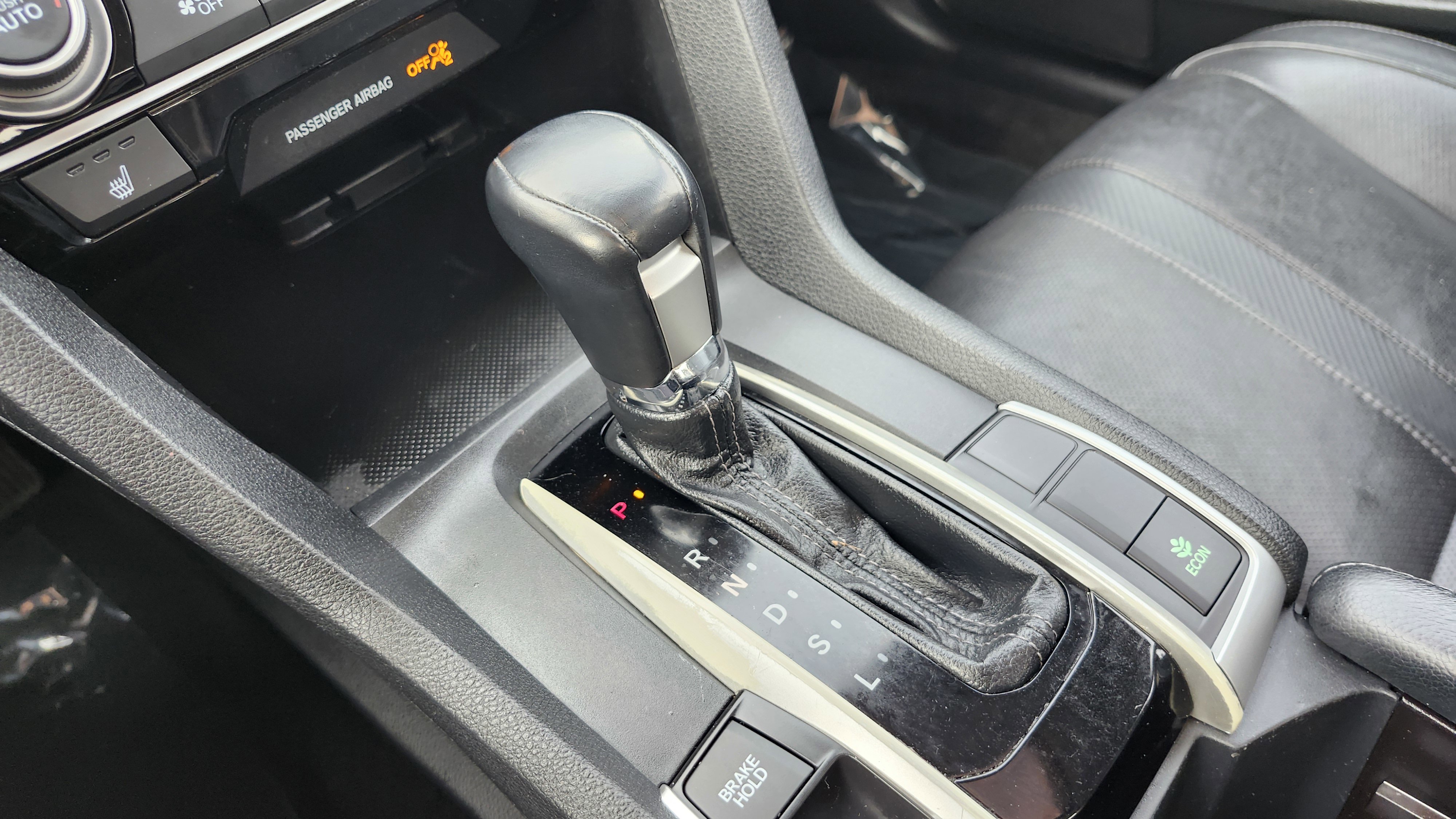 Used 2017 Honda Civic EX-L image 31