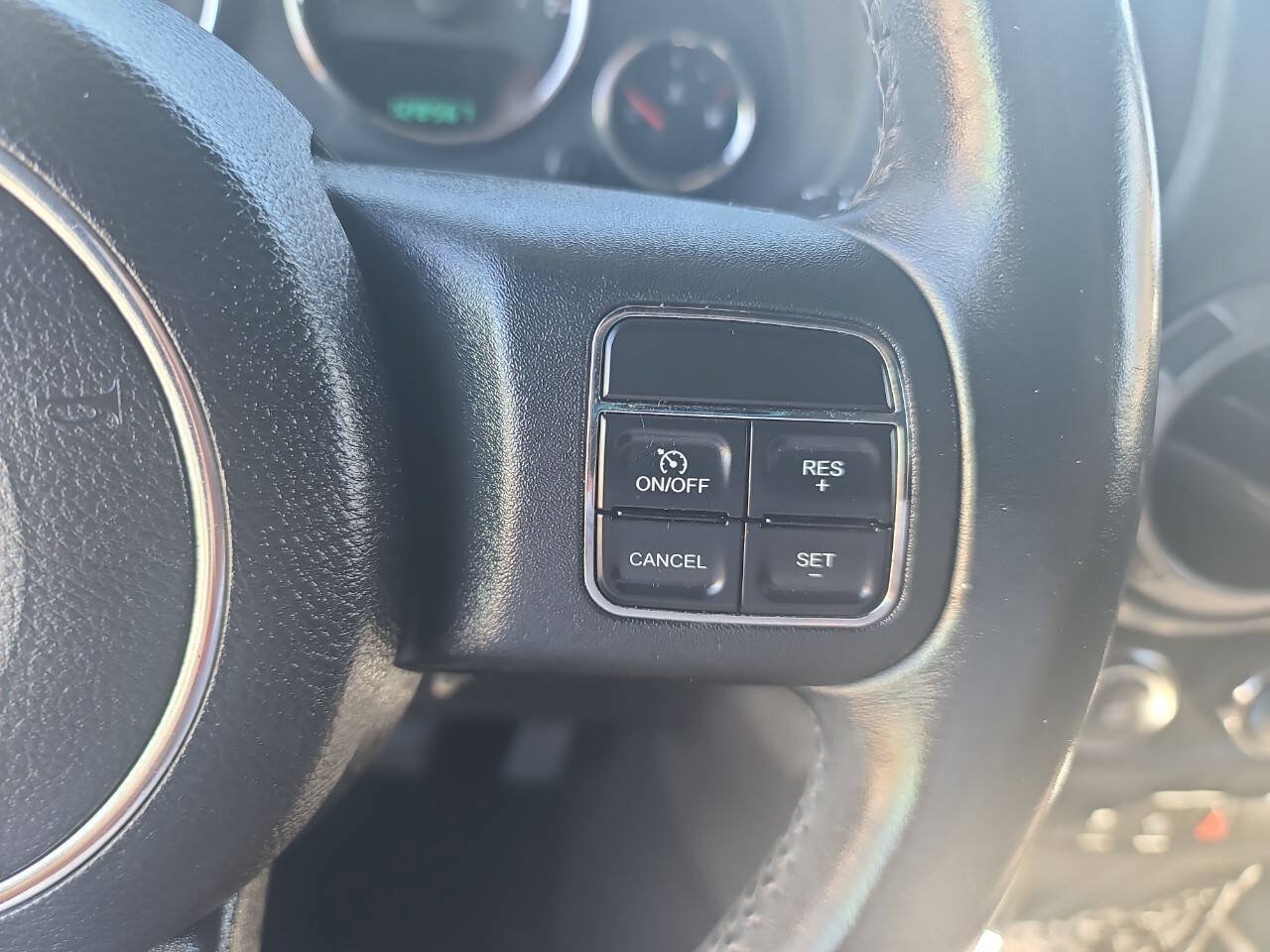 Used 2013 Jeep Wrangler Unlimited Sport AWD/4WD image 16