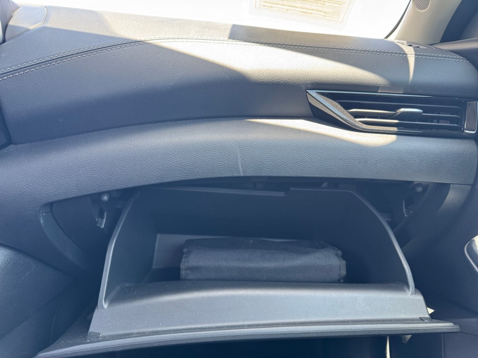 Used 2024 Nissan Sentra SV FWD image 24