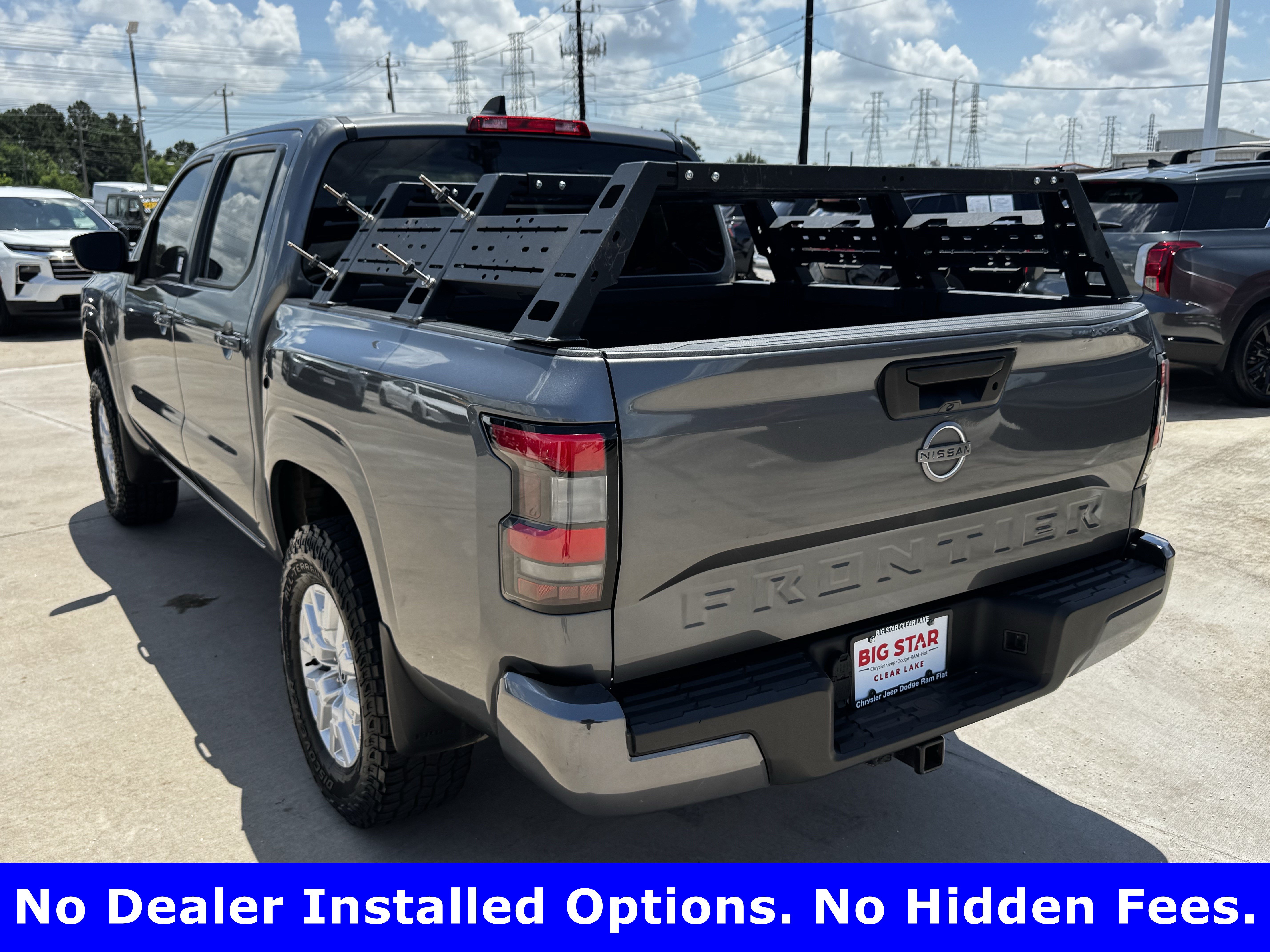 Used 2022 Nissan Frontier SV AWD/4WD image 6