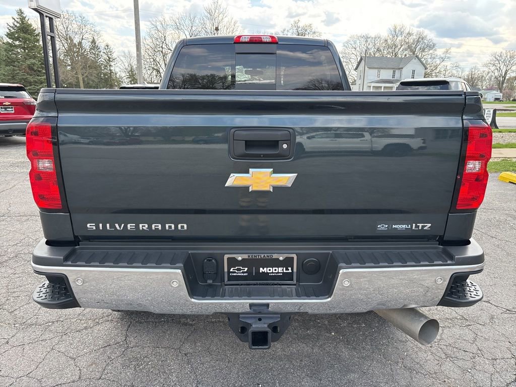 Used 2019 Chevrolet Silverado 2500 LTZ w/ Duramax Plus Package AWD/4WD image 5