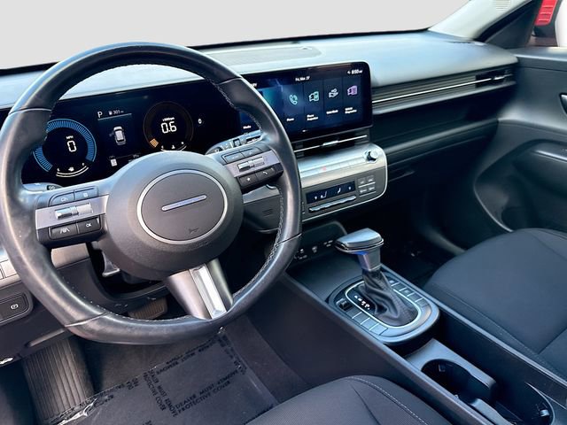 Used 2024 Hyundai Kona SEL image 9