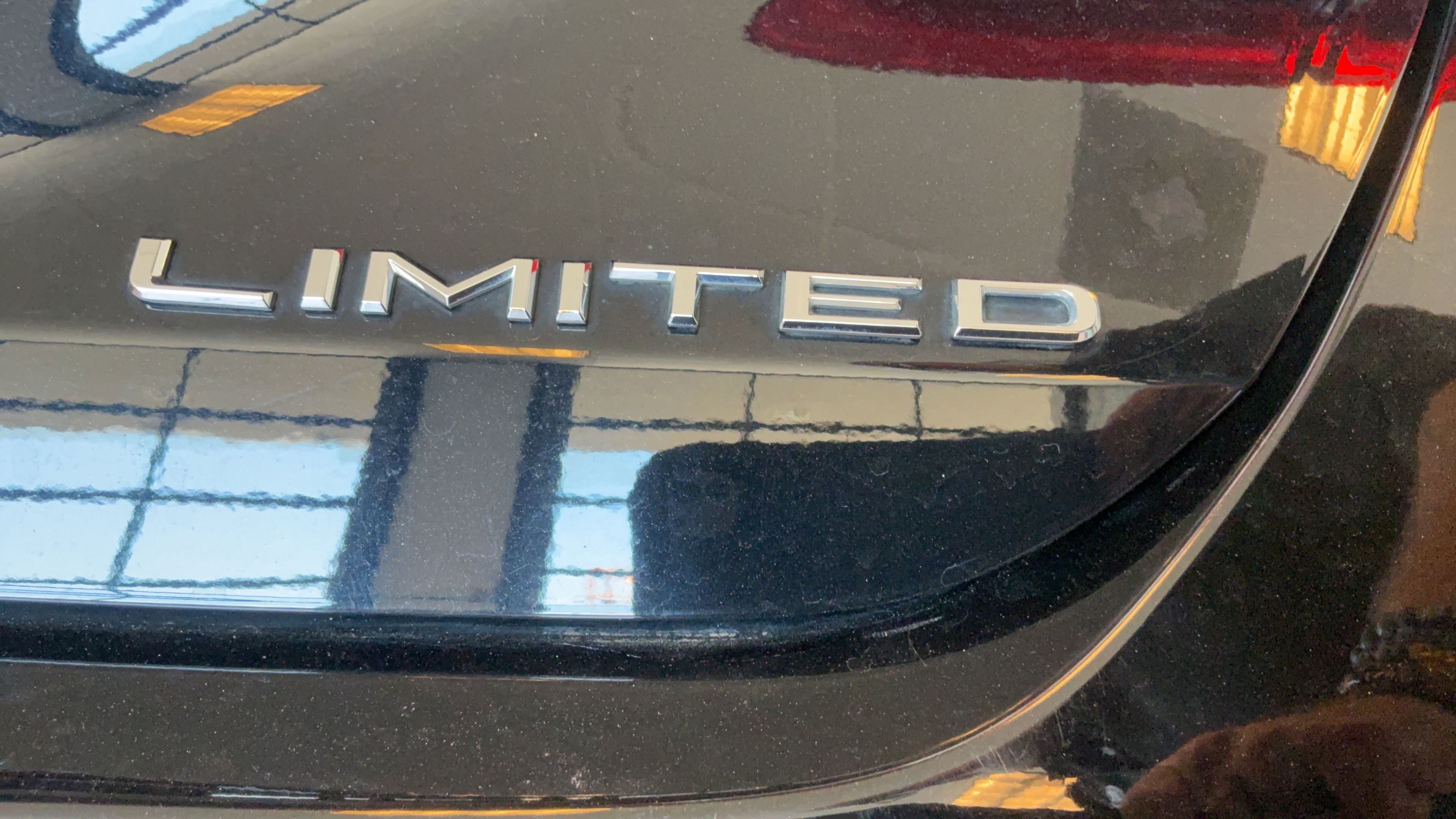 Certified 2022 Toyota Avalon Limited w/ Advanced Safety Package FWD image 42