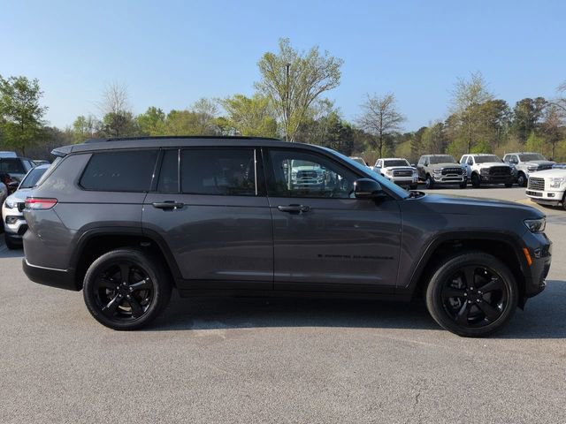 Certified 2022 Jeep Grand Cherokee L Laredo image 3
