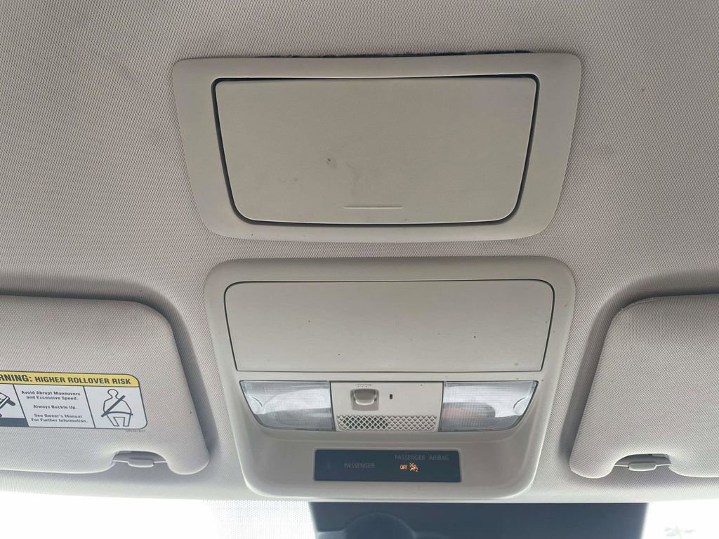 Used 2020 Mitsubishi Outlander SEL image 29