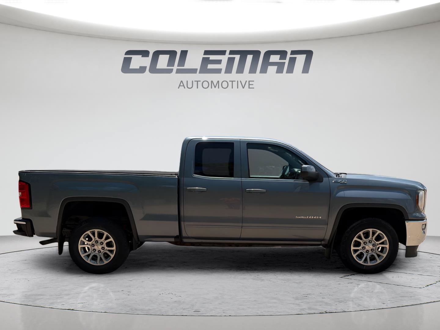 Used 2016 GMC Sierra 1500 SLE w/ SLE Value Package AWD/4WD image 6