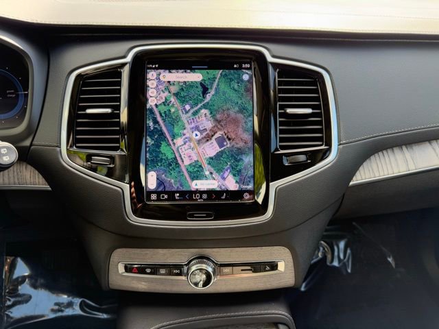 Used 2023 Volvo XC90 T8 Ultimate w/ Protection Package Premier image 33
