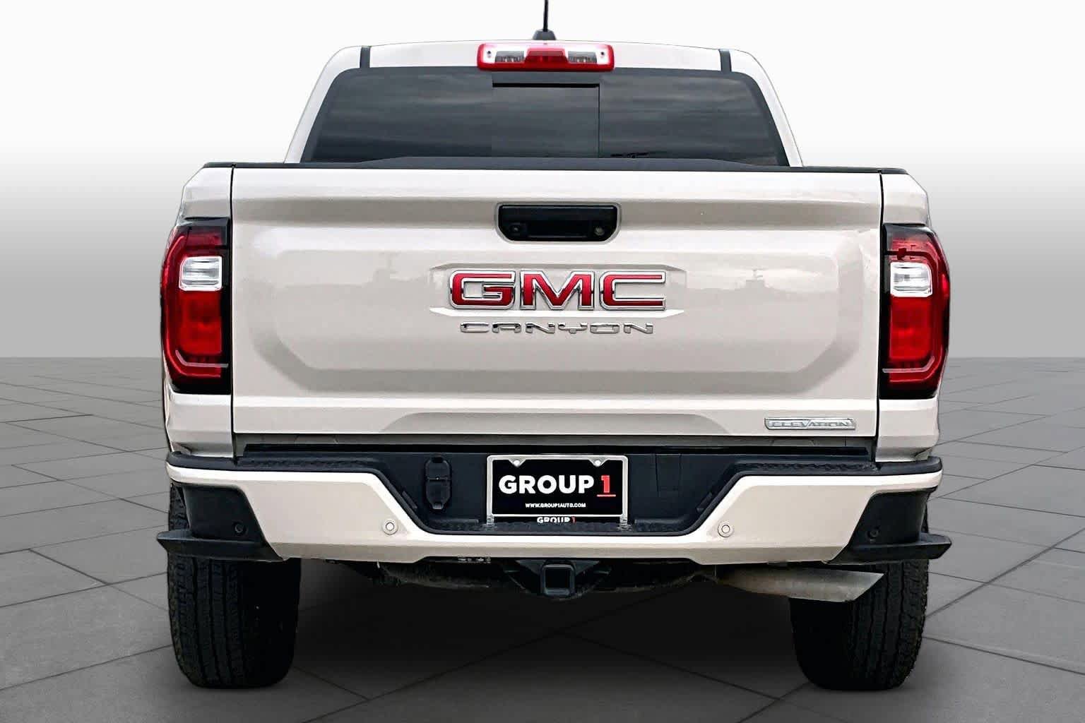 Certified 2026 GMC Canyon Elevation w/ Convenience Package RWD image 6