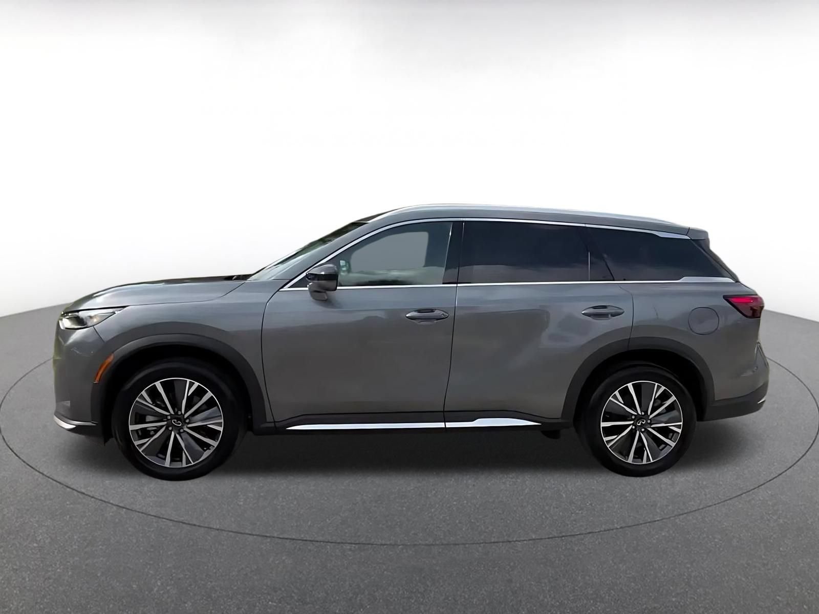 Used 2026 INFINITI QX60 Luxe FWD image 9