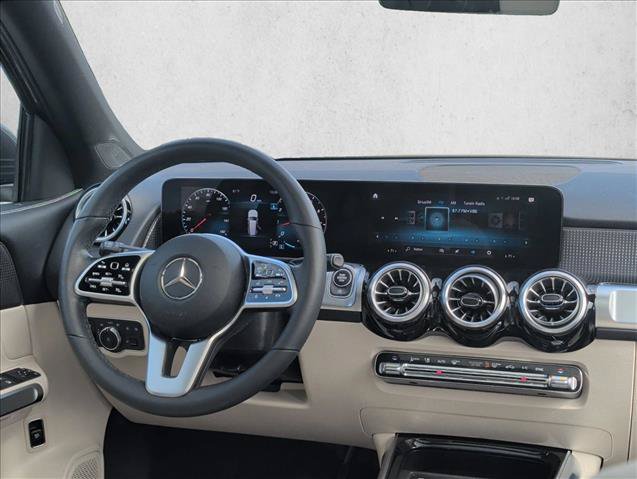 Certified 2022 Mercedes-Benz GLB 250 image 27