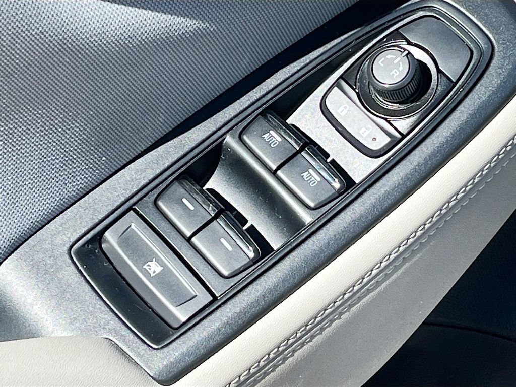 Used 2024 Subaru Forester Premium image 17