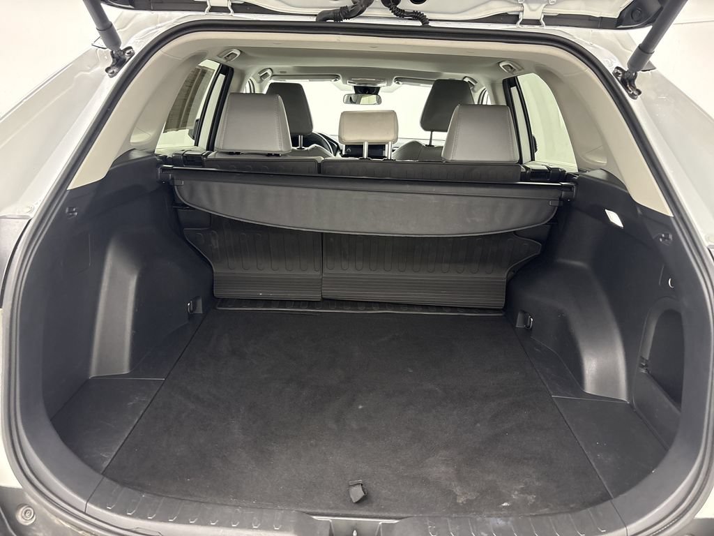 Used 2024 Toyota RAV4 XLE Premium AWD/4WD image 16
