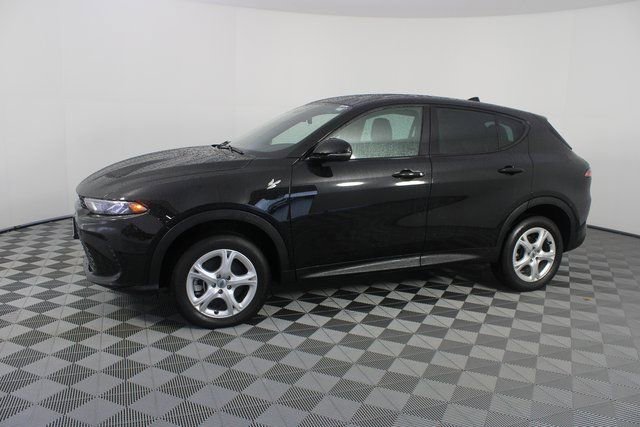 Used 2023 Dodge Hornet GT w/ Cold Weather Group image 2