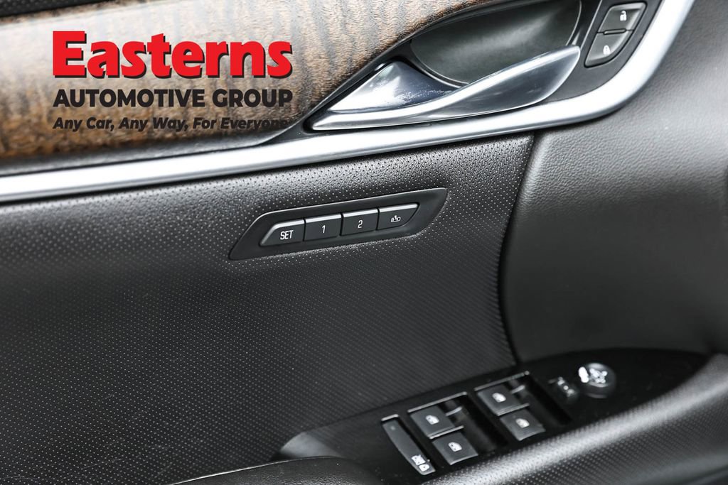 Used 2018 Cadillac XTS Luxury image 21